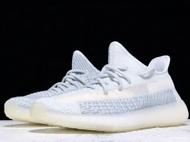 White Adidas Reflective Boost FW5317 Yeezy 350 V2 Cloud 0501